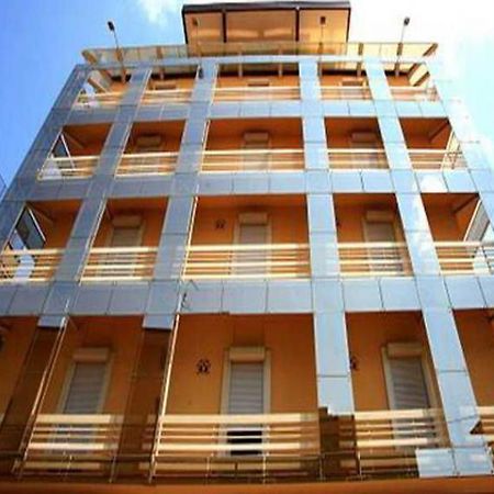 Hotel Crystal Palace Montecatini Terme Exterior foto