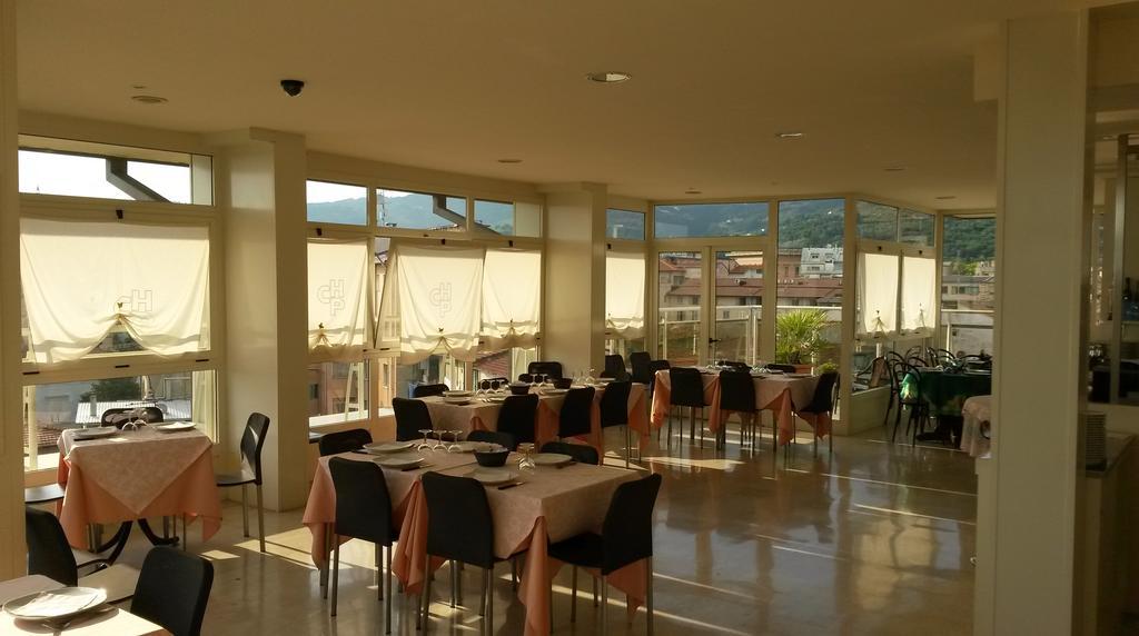 Hotel Crystal Palace Montecatini Terme Exterior foto